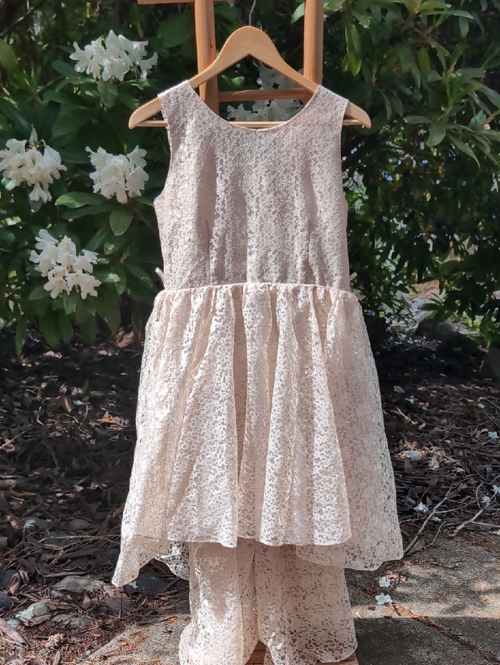Vintage Champagne Lace Formal Girls Dress
